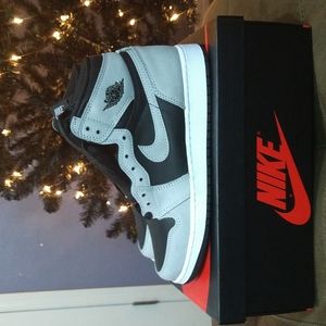 Jordan 1 High Shadow 2.0 Grade School Size 6.5Y or 8 Womens